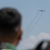 Первое в истории развёртывание ядерных бомбардировщиков B-52H в Индонезии подошло к концу – ВВС США возвращают стратегические самолёты на Гуам
Первое в истории развёртывание ядерных бомбардировщиков B-52H в Индонезии подошло к концу – ВВС США возвращают стратегические самолёты на Гуам