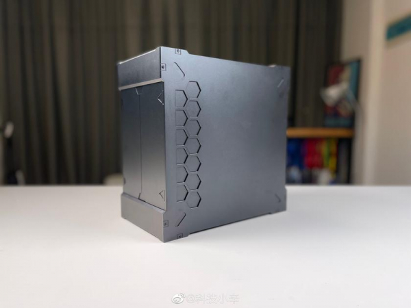 Xiaomi выходит на рынок настольных компьютеров с двумя моделями – одна из них получит Ryzen 7 6800U и будет стоить $570
Xiaomi выходит на рынок настольных компьютеров с двумя моделями – одна из них получит Ryzen 7 6800U и будет стоить $570