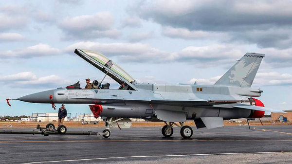 
							Lockheed Martin получила финансирование на строительство модернизированных истребителей F-16V Bock 70/72 для Болгарии
						