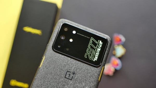 OnePlus 8T Cyberpunk 2077 Limited Edition: ограниченная версия смартфона c дизайном в стиле игры и специальным комплектом поставки за $600
OnePlus 8T Cyberpunk 2077 Limited Edition: ограниченная версия смартфона c дизайном в стиле игры и специальным комплектом поставки за $600