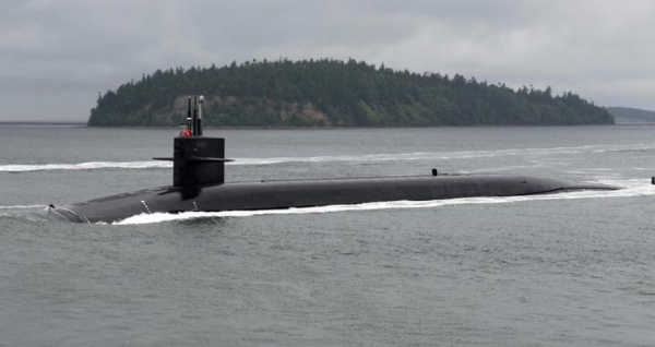 США отправили на Ближний Восток атомную субмарину класса Ohio с 154 крылатыми ракетами Tomahawk или межконтинентальными баллистическими ракетами Trident II
США отправили на Ближний Восток атомную субмарину класса Ohio с 154 крылатыми ракетами Tomahawk или межконтинентальными баллистическими ракетами Trident II
