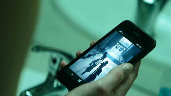 
						Windows 10 Mobile жив: в фильме Marvel &laquo;Черная вдова&raquo; Скарлетт Йоханссон использует Nokia Lumia со старой ОС
					