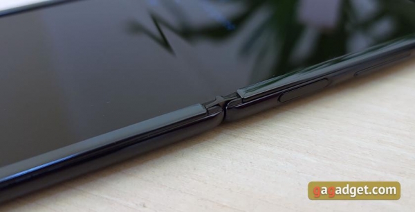 Обзор Samsung Galaxy Z Flip: раскладушки возвращаются с гибкими дисплеями
Обзор Samsung Galaxy Z Flip: раскладушки возвращаются с гибкими дисплеями