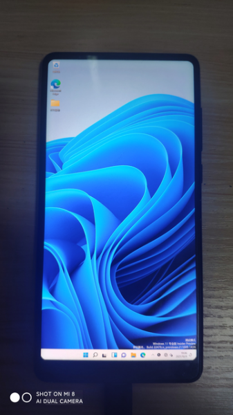 
						Windws 11 установили на Xiaomi Mi Mix 2s
					