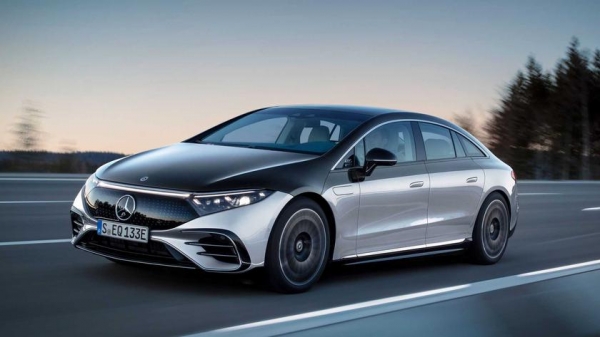 
						Первый в мире представительский электрокар: Mercedes-Benz официально представила модель EQS с запасом хода до 770 км, цена стартует от $110000
					