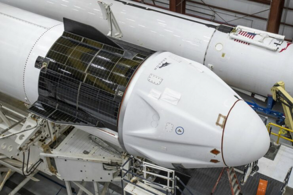 SpaceX впервые с 2019 года использует ракету Falcon Heavy – она отправит в космос секретный груз Космических сил США
SpaceX впервые с 2019 года использует ракету Falcon Heavy – она отправит в космос секретный груз Космических сил США
