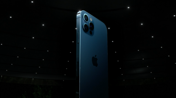 
						Где самый дешевый iPhone 12 и сколько надо работать, чтобы его купить
					