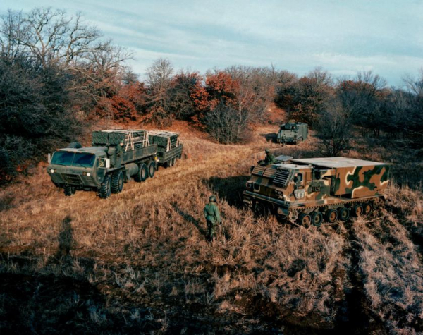 
							Почему так много говорят про MLRS M270 и M142 HIMARS? Разбираемся почему они важны, какие ракеты используют и как могут изменить ход войны
						