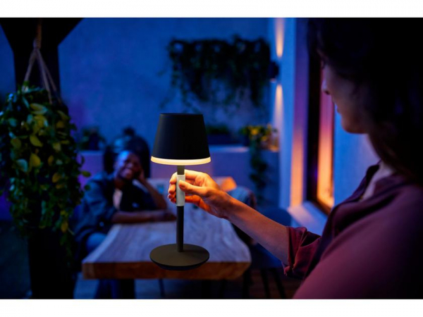 Philips Hue Go Portable Table Lamp с поддержкой Amazon Alexa, Google Assistant и Siri представили в Eвропе, новинка стоит €159
Philips Hue Go Portable Table Lamp с поддержкой Amazon Alexa, Google Assistant и Siri представили в Eвропе, новинка стоит €159