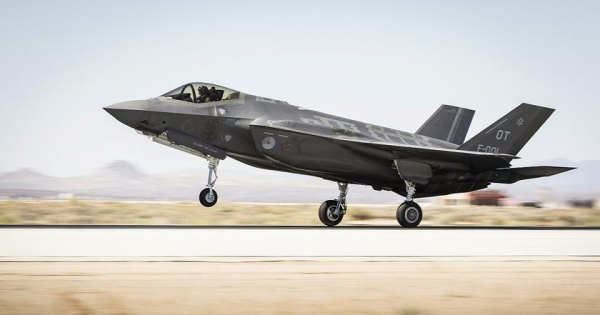 США отправили в Нидерланды истребители F-35 Lightning II для проведения совместных учений
США отправили в Нидерланды истребители F-35 Lightning II для проведения совместных учений