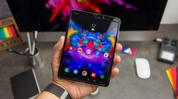 Samsung Galaxy Fold с новым обновлением ПО получил функции Galaxy Z Fold 2
Samsung Galaxy Fold с новым обновлением ПО получил функции Galaxy Z Fold 2