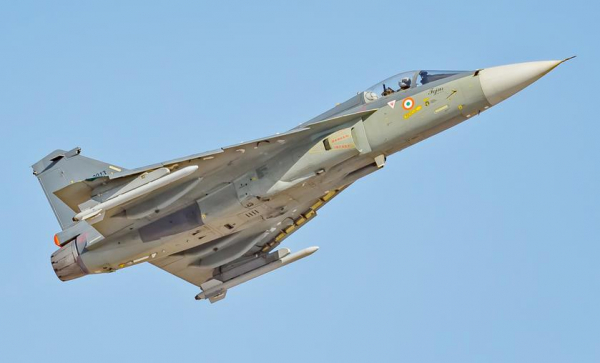 HAL на 50% увеличит производство истребителей Tejas Mk-1A для выполнения контракта стоимостью $5,2 млрд на поставку 83 самолётов для ВВС Индии
HAL на 50% увеличит производство истребителей Tejas Mk-1A для выполнения контракта стоимостью $5,2 млрд на поставку 83 самолётов для ВВС Индии