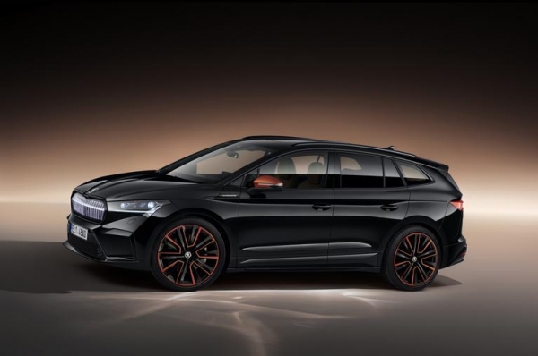 
						Skoda Enyaq iV: конкурент Tesla Model X с запасом хода до 510 км, разгоном 6.2 сек до 100 км/ч, 13-дюймовым дисплеем и ценником от 40 000 евро
					