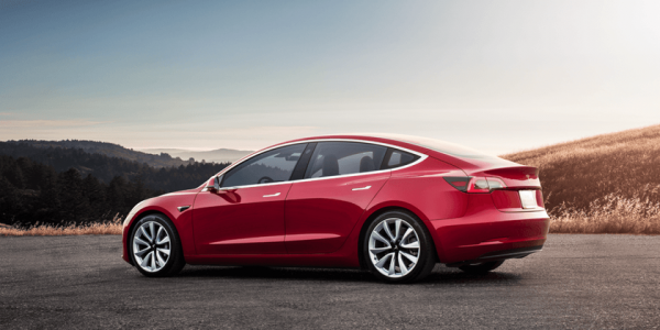 Tesla не оставила шансов конкурентам – продажи электромобилей в США подскочили за год на 44%
Tesla не оставила шансов конкурентам – продажи электромобилей в США подскочили за год на 44%