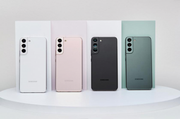 Исследование: смартфоны Samsung Galaxy S22 обесценились в 3 раза больше, чем линейка iPhone 13
Исследование: смартфоны Samsung Galaxy S22 обесценились в 3 раза больше, чем линейка iPhone 13