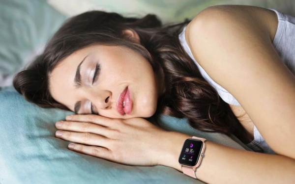 SANLEPUS P8: интересный клон Apple Watch за $27
SANLEPUS P8: интересный клон Apple Watch за $27