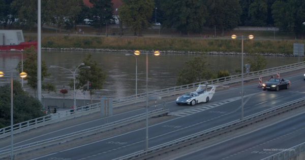 Добро пожаловать в будущее: летающий автомобиль-трансформер AirCar совершил первый в истории перелет между городами
Добро пожаловать в будущее: летающий автомобиль-трансформер AirCar совершил первый в истории перелет между городами