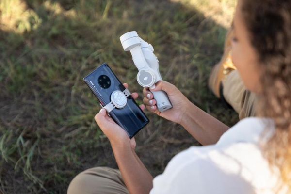 
						Что нового в стабилизаторе для смартфонов DJI OM4 (Osmo Mobile 4)?
					