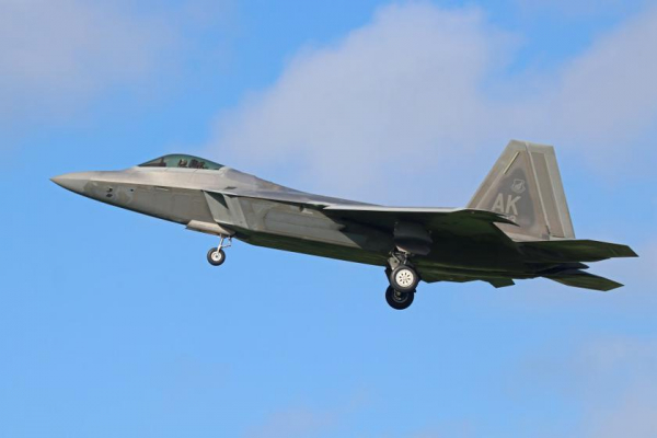 США отправили в Нидерланды истребители F-35 Lightning II для проведения совместных учений
США отправили в Нидерланды истребители F-35 Lightning II для проведения совместных учений