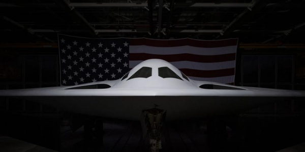 ВВС США хотят модернизировать бомбардировщик B-21 Raider ещё до первого полёта для установки ядерных ракет LRSO с дальностью пуска от 2400 км
ВВС США хотят модернизировать бомбардировщик B-21 Raider ещё до первого полёта для установки ядерных ракет LRSO с дальностью пуска от 2400 км