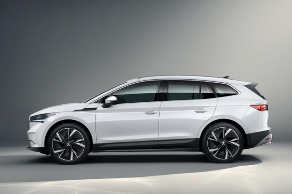 
						Skoda Enyaq iV: конкурент Tesla Model X с запасом хода до 510 км, разгоном 6.2 сек до 100 км/ч, 13-дюймовым дисплеем и ценником от 40 000 евро
					