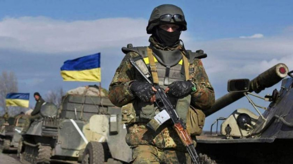 
						Украинское дерево победило российский танк, когда тот убегал от Вооружённых Сил
					