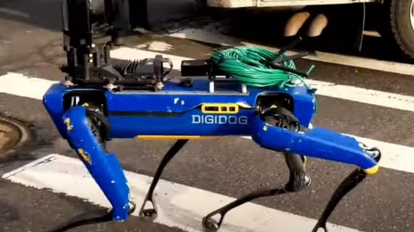 
						Робота-пса Boston Dynamics уволили из полиции Нью-Йорка из-за разжигания споров о расизме и слежке
					