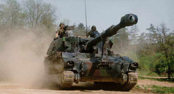 ВСУ впервые показали бельгийские гаубицы M109A4BE на фронте
ВСУ впервые показали бельгийские гаубицы M109A4BE на фронте
