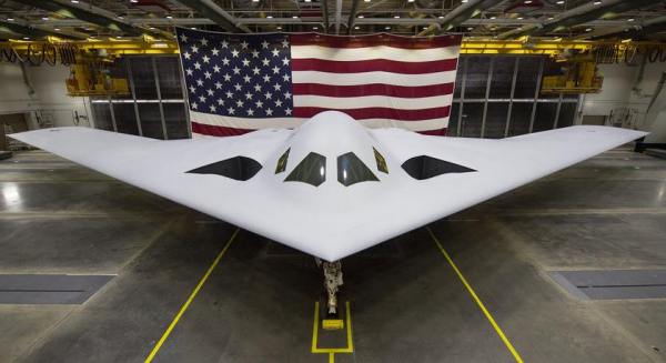 
							Northrop Grumman впервые запустила ядерный бомбардировщик нового поколения B-21 Raider и стала на шаг ближе к первому полёту
						