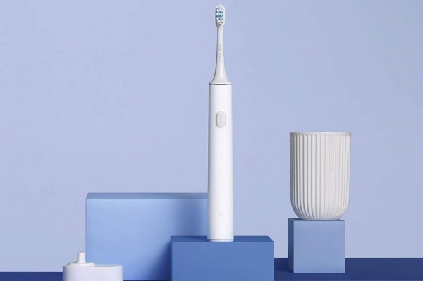 Realme готовит к выходу свою первую электрическую щётку M1 Sonic Electric Toothbrush
Realme готовит к выходу свою первую электрическую щётку M1 Sonic Electric Toothbrush