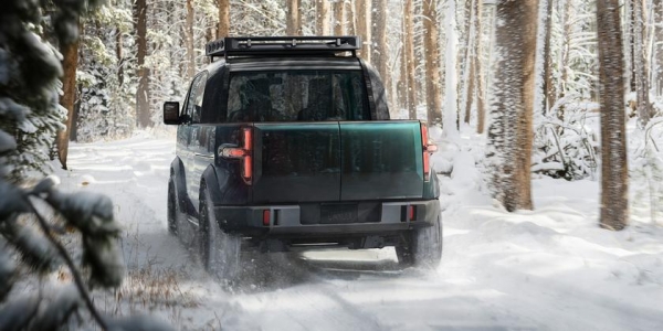 
						Canoo Electric Truck: конкурент Tesla Cybertruck и Hummer EV с необычным дизайном и модульной конструкцией
					