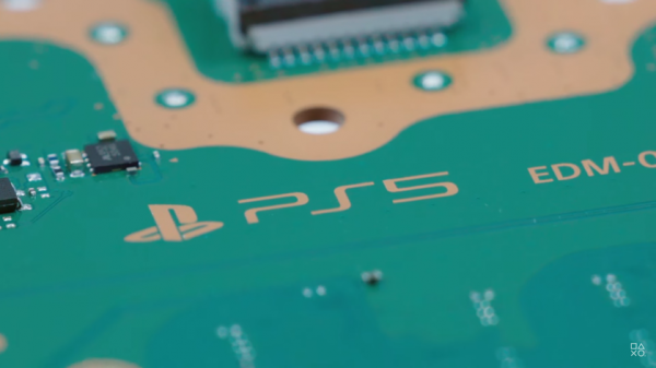 
						Внутри PlayStation 5: Sony разобрала PS5 на&nbsp;видео, показав внутренности консоли
					