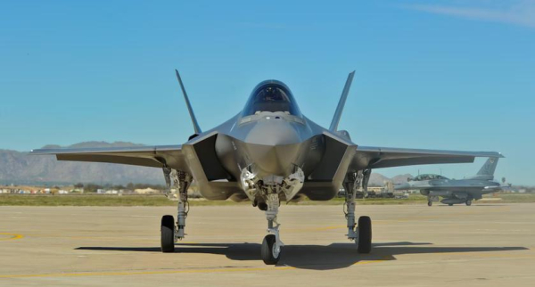 США могут закупить до 76 истребителей пятого поколения F-35A, F-35B и F-35C в 2025 финансовом году США могут закупить до 76 истребителей пятого поколения F-35A, F-35B и F-35C в 2025 финансовом году