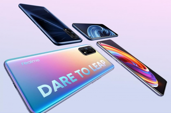 Инсайдер: Realme готовит к выходу специальную версию Realme X7 Pro Extreme Edition c изогнутым экраном Samsung и чипом MediaTek Dimensity 1000+
Инсайдер: Realme готовит к выходу специальную версию Realme X7 Pro Extreme Edition c изогнутым экраном Samsung и чипом MediaTek Dimensity 1000+