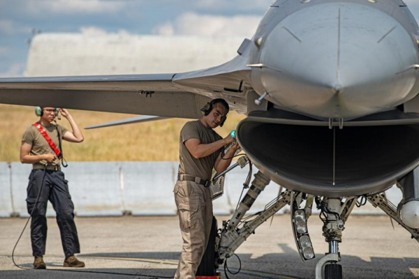 
							69 лучших фотографий с Air Defender 2023 &ndash; завершились самые масштабные военные учения в истории НАТО с участием десятков самолётов, включая F-35, F-15, F-16 и A-10
						
