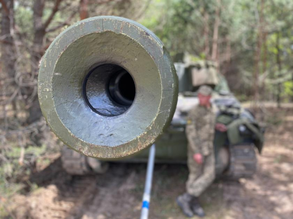 
						Самоходные гаубицы М109А3 от Норвегии уже на передовой успешно уничтожают врага (фото)
					