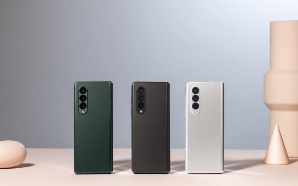 
						Samsung Galaxy Z Fold 3 &ndash; Snapdragon 888, подэкранная камера для селфи, экран Dynamic AMOLED 2X 120 Гц и защита IPX8
					