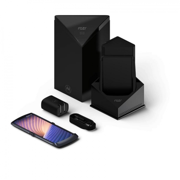 
						Motorola Razr 5G: обновленная &laquo;раскладушка&raquo; с чипом Snapdragon 765G, улучшенной камерой и защитой от брызг за $1400
					