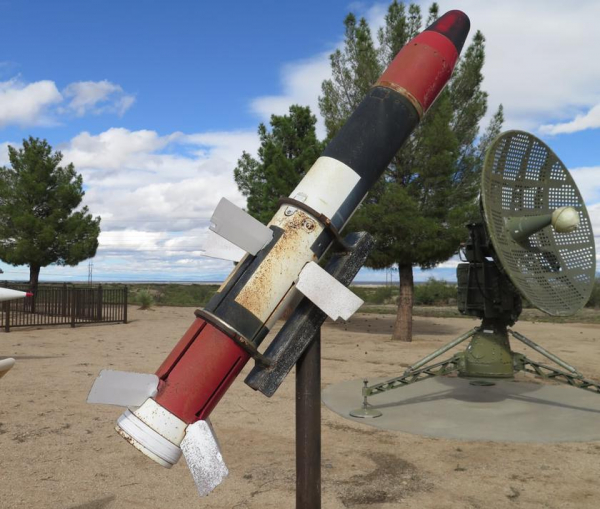 
							Не только Excalibur: история высокоточных боеприпасов для 155 мм орудий от M712 Copperhead до M1156 PGK и что они смогут дать ВСУ
						