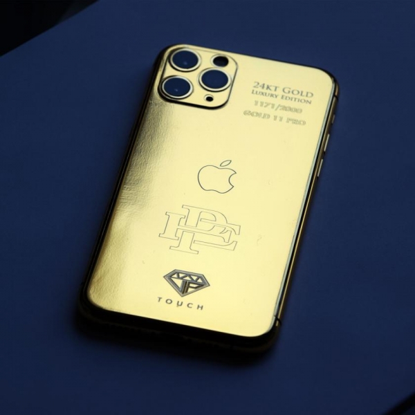 Нас опять обманули: чем на самом деле оказался позолоченный iPhone 11 Pro от брата Пабло Эскобара?
Нас опять обманули: чем на самом деле оказался позолоченный iPhone 11 Pro от брата Пабло Эскобара?