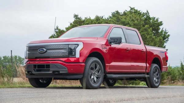
							Электрические пикапы Ford F-150 Lightning подешевеют на $6000-10&nbsp;000 с октября 2023 года
						