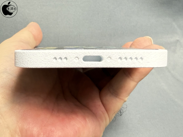 Инсайдер показал макеты iPhone SE 4: он выглядит так же, как iPhone 14 Инсайдер показал макеты iPhone SE 4: он выглядит так же, как iPhone 14