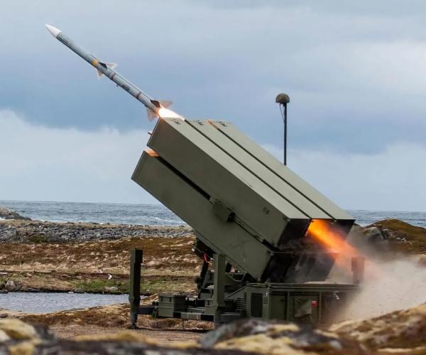 Норвегия купит у США ракеты AMRAAM-ER для ЗРК NASAMS Норвегия купит у США ракеты AMRAAM-ER для ЗРК NASAMS