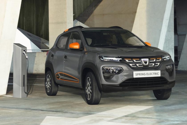 
						Renault показала Dacia Spring: народный электрический кроссовер с батареей на 26.8 кВтч и запасом хода до 225 км
					