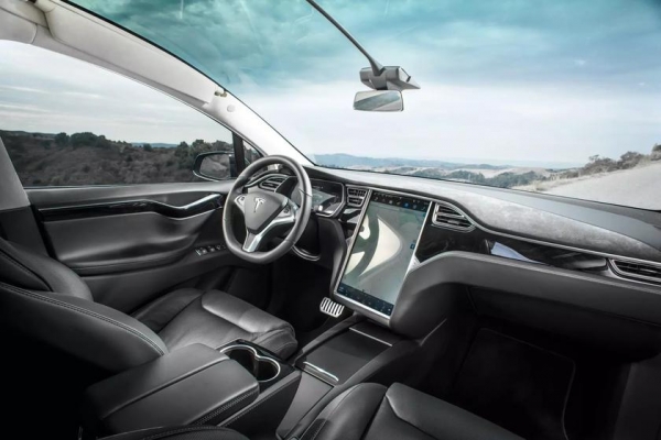 Илон Маск пообещал полностью самоуправляемую Tesla в ближайшее время
Илон Маск пообещал полностью самоуправляемую Tesla в ближайшее время