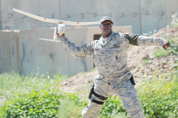 США бесплатно подарили ВМС Эквадора разведывательные беспилотники AeroVironment RQ-11 Raven
США бесплатно подарили ВМС Эквадора разведывательные беспилотники AeroVironment RQ-11 Raven