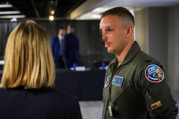 
							Lockheed Martin представила первый модернизированный истребитель четвёртого поколения F-16 Block 70 для ВВС Словакии
						