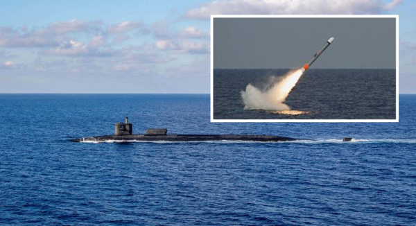 
							ВМС США впервые в истории отправили в Норвегию атомную субмарину USS Florida класса Ohio, которая может нести 154 крылатые ракеты Tomahawk
						