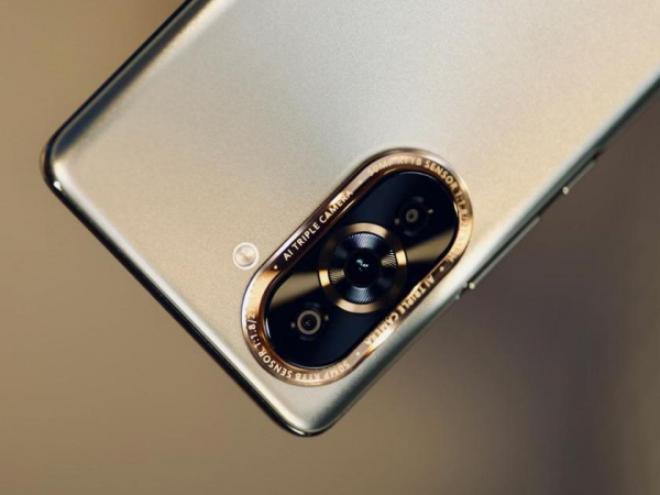 Snapdragon 7 Gen1, 100-Вт зарядка, камеры на 50 МП и 60 МП – опубликованы характеристики и реальные фотографии Huawei nova 10
Snapdragon 7 Gen1, 100-Вт зарядка, камеры на 50 МП и 60 МП – опубликованы характеристики и реальные фотографии Huawei nova 10