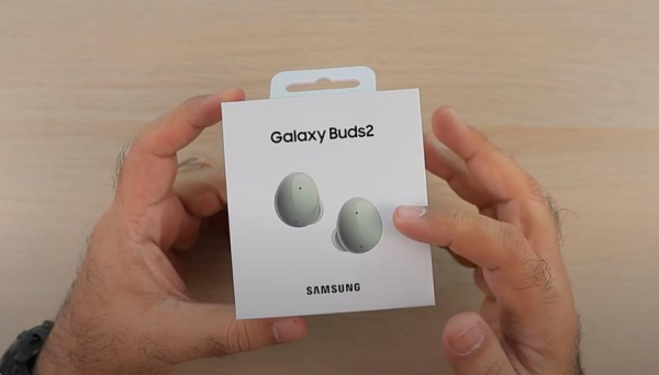 
						На YouTube появилось видео с распаковкой TWS-наушников Samsung Galaxy Buds 2
					